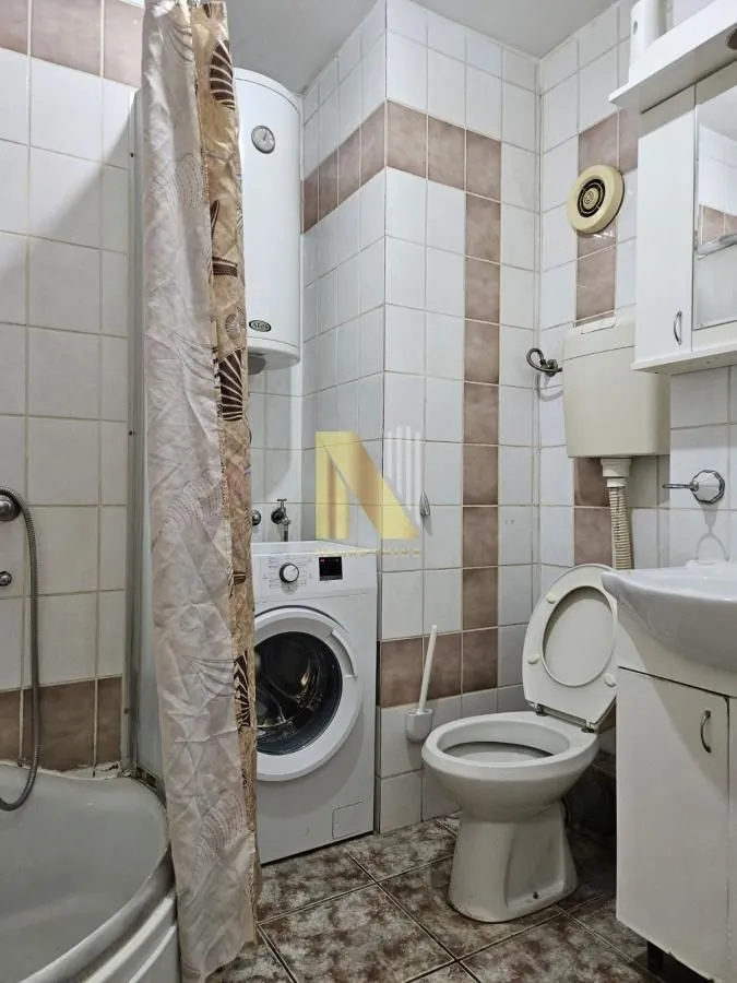 Prodaja, dvosoban stan, 53m², Grbavica, Novi Sad Sve Podlokacije