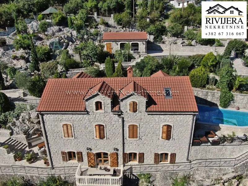 Prodaja, kuća, 226m², Podi, Herceg Novi