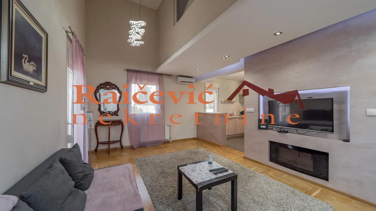 Prodaja, trosoban stan, 84m², Zemun Gornji Grad, Zemun Sve Podlokacije
