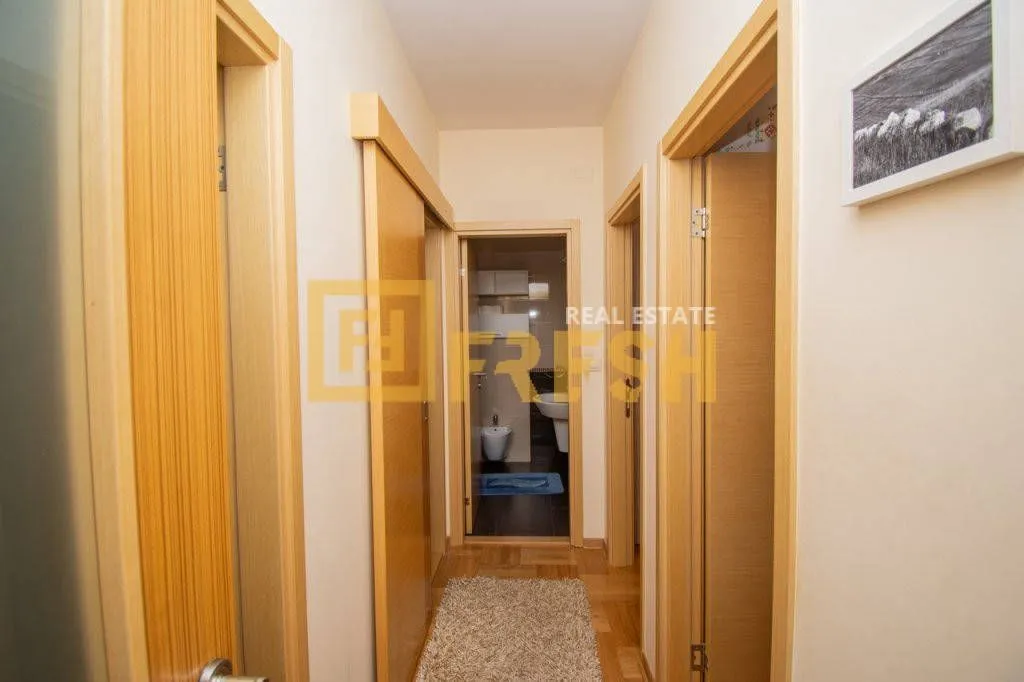 Rent, three bedroom apartment, 100m², Blok 6, Podgorica
