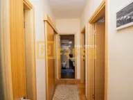 Rent, three bedroom apartment, 100m², Blok 6, Podgorica - image 12