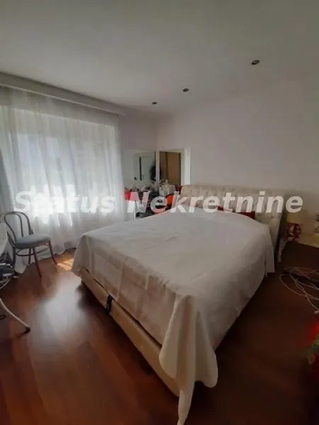 Prodaja, kuća, 157m², Salajka, Novi Sad Sve Podlokacije