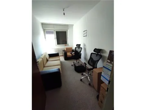 Izdavanje, trosoban stan, 105m², Centar, Niš - image 5