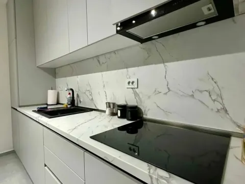 Prodaja, jednosoban stan, 49m², Stara Varoš, Podgorica - image 12