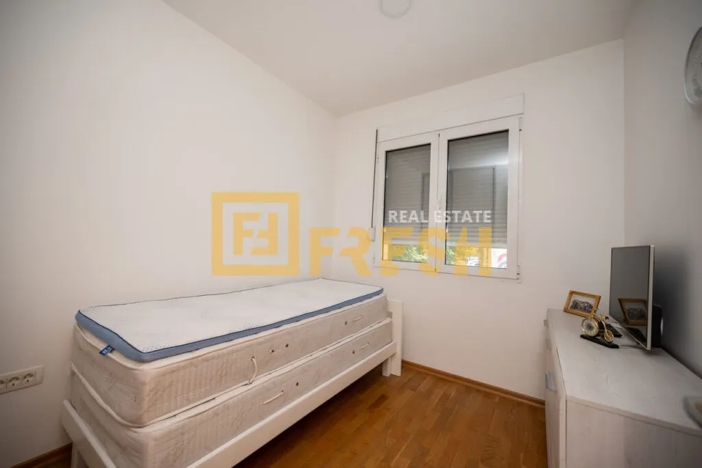 Rent, two bedroom apartment, 60m², Blok 6, Podgorica