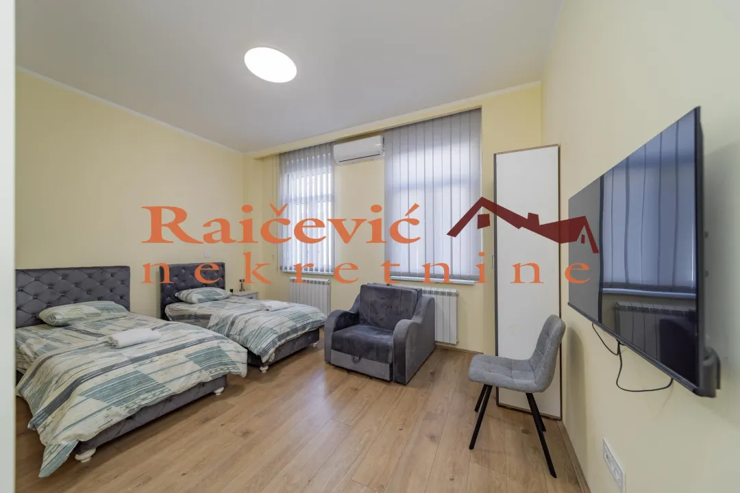 Prodaja, stan, 211m², Savski Venac, Beograd