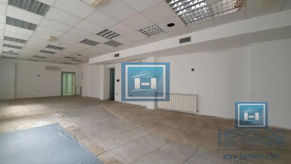 Rent, office space, 171m², Centar, Jagodina