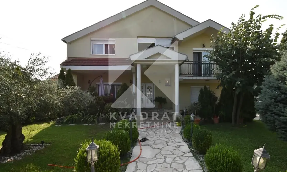 Izdavanje, kuća, 250m², Donja Gorica, Podgorica