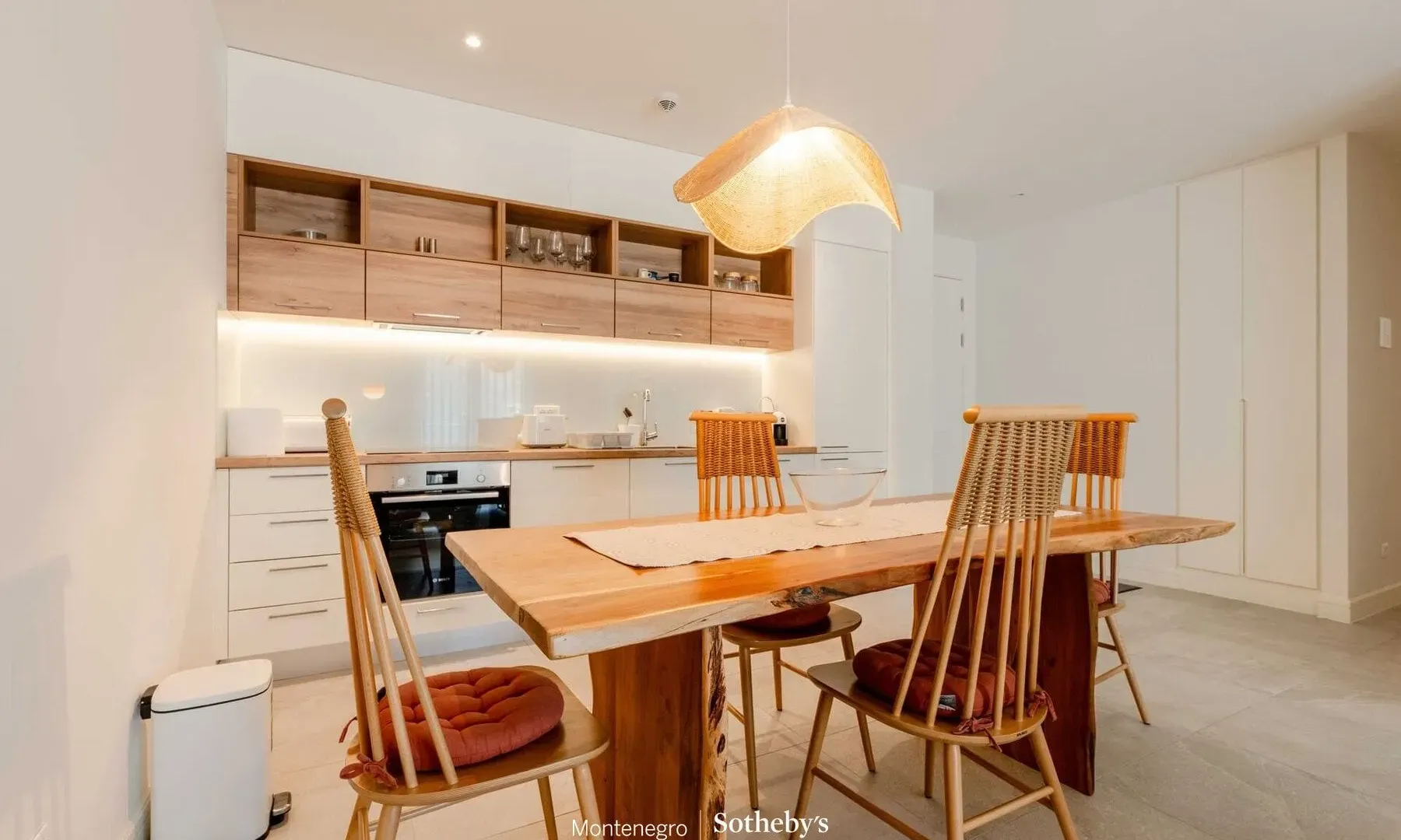Prodaja, dvosoban stan, 84m², Luštica Bay, Tivat