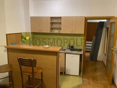 Rent, two bedroom apartment, 40m², Slavija, Vračar Sve Podlokacije - image 5