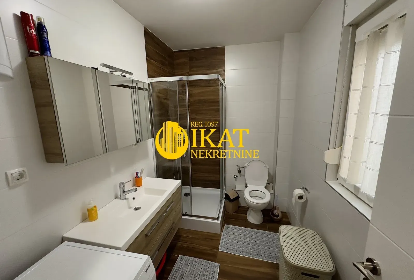 Prodaja, trosoban stan, 110m², Lion, Zvezdara Sve Podlokacije
