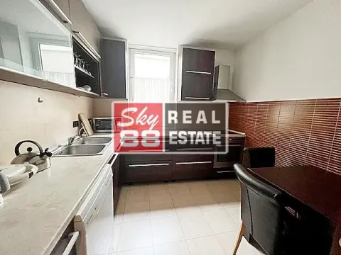 Izdavanje, četvorosoban stan, 210m², Savski Venac, Beograd - image 4