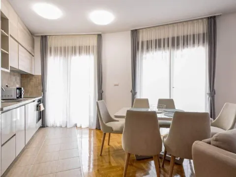 Sale, two bedroom apartment, 88m², Bečići, Budva - image 10