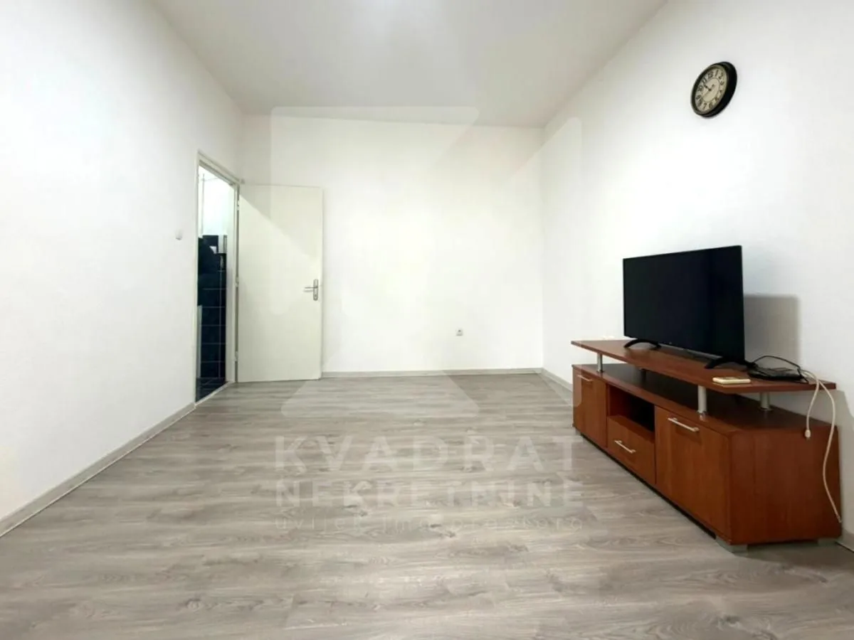 Rent, studio apartment, 27m², Centar, Podgorica