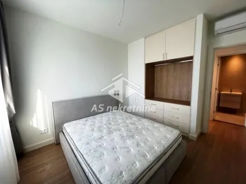 Rent, three bedroom apartment, 94m², Savski Venac, Beograd - image 13