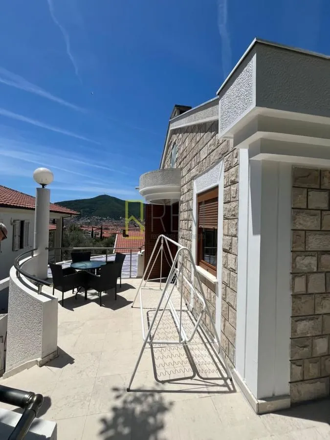 Sale, house, 150m², Centar, Budva