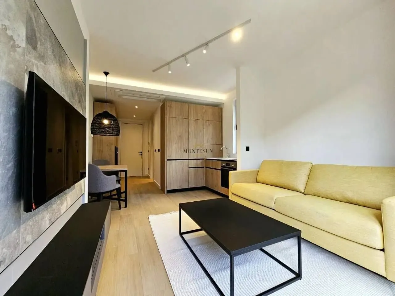 Prodaja, garsonjera, 26m², Centar, Budva
