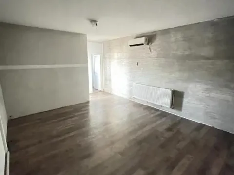 Izdavanje, poslovni prostor, 250m², Leštane, Grocka - image 10