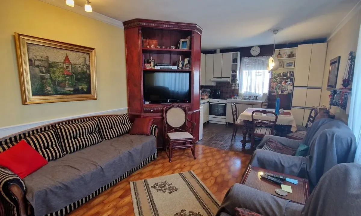 Prodaja, kuća, 79m², Vračar Sve Podlokacije, Beograd