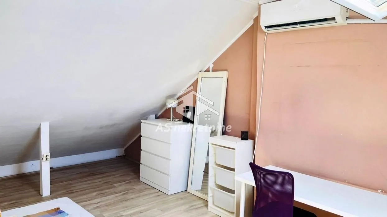 Izdavanje, dvosoban stan, 66m², Slavija, Vračar Sve Podlokacije