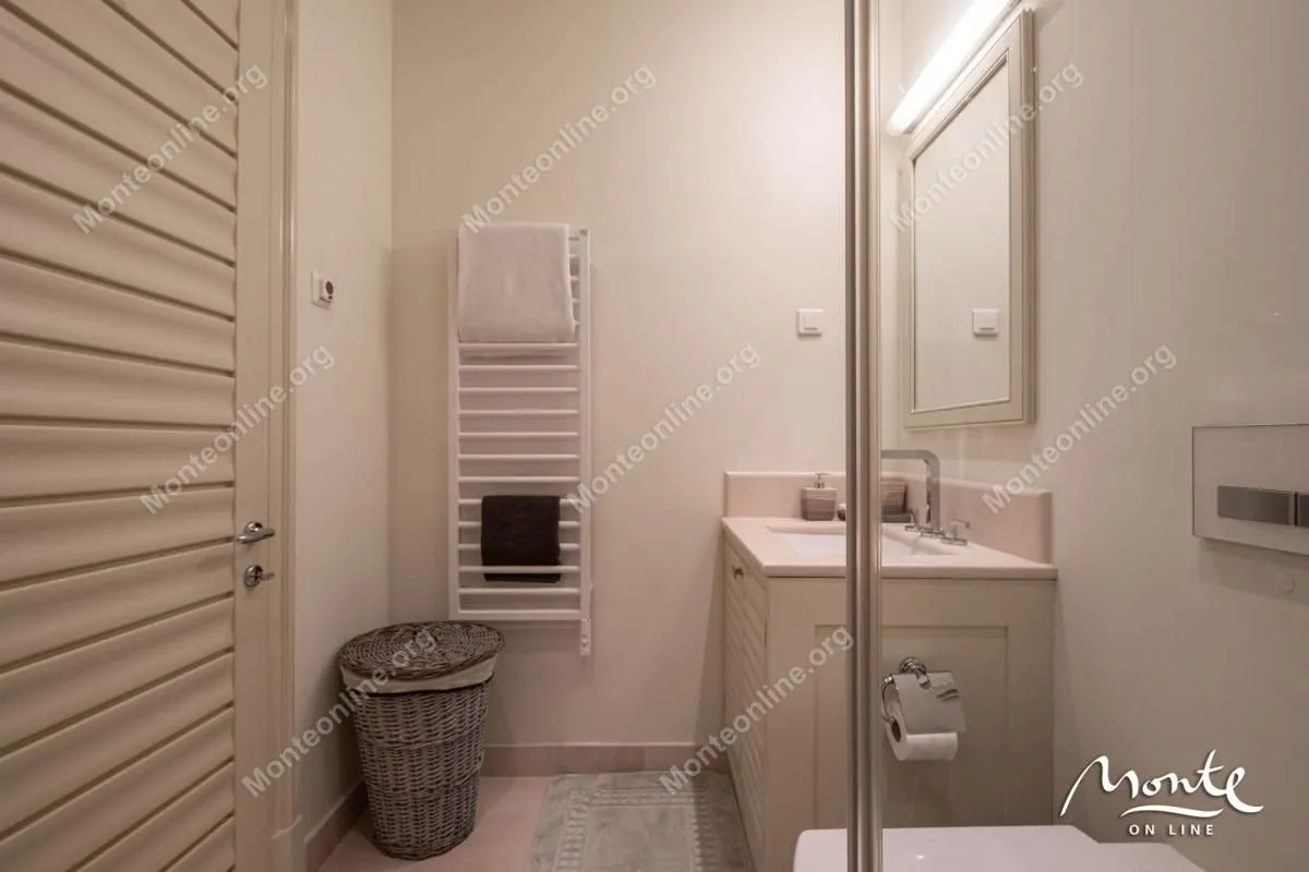 Prodaja, dvosoban stan, 115m², Porto Montenegro, Tivat