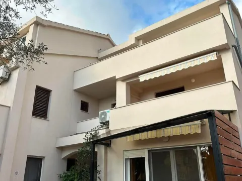 Sale, two bedroom apartment, 82m², Lazi, Budva - image 10
