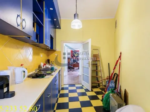 Prodaja, četvorosoban stan, 120m², Stari Grad, Beograd - image 8