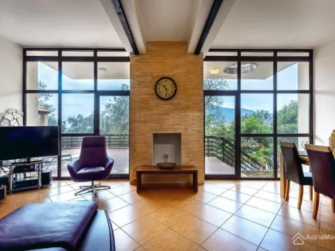 Prodaja, kuća, 155m², Centar, Budva - image 1