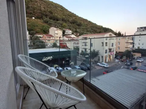 Stan-na-dan, jednosoban stan, 45m², Podkošljun, Budva - image 10