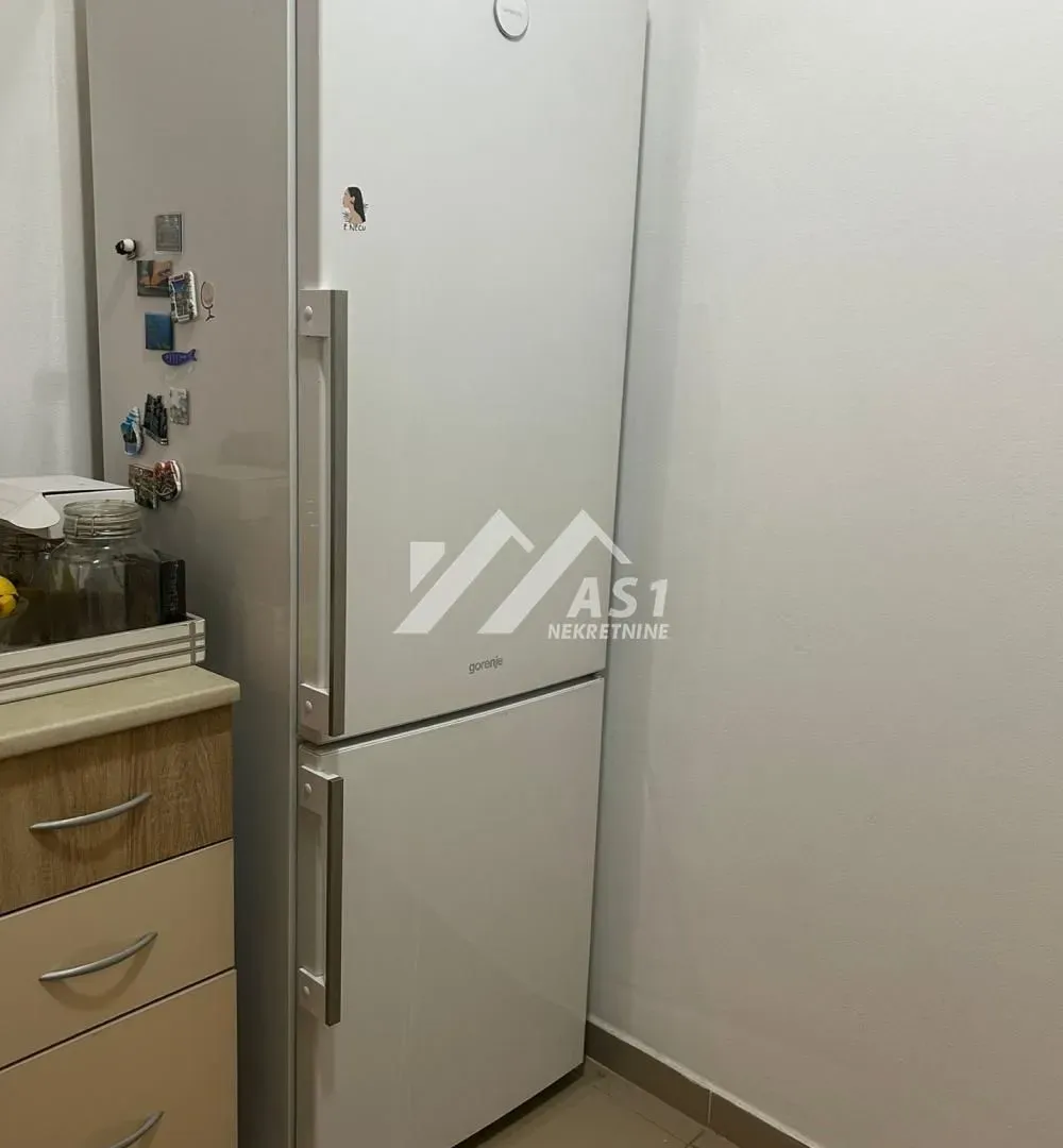 Izdavanje, trosoban stan, 60m², Bulevar Evrope, Novi Sad Sve Podlokacije