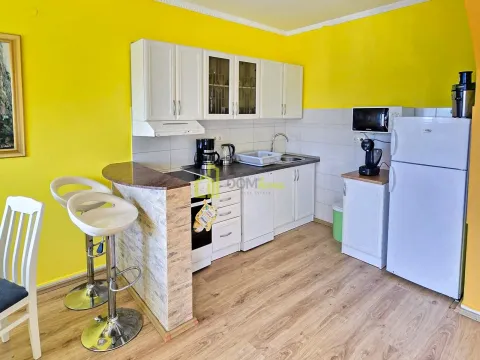 Rent, one bedroom apartment, 50m², Centar, Tivat - image 5