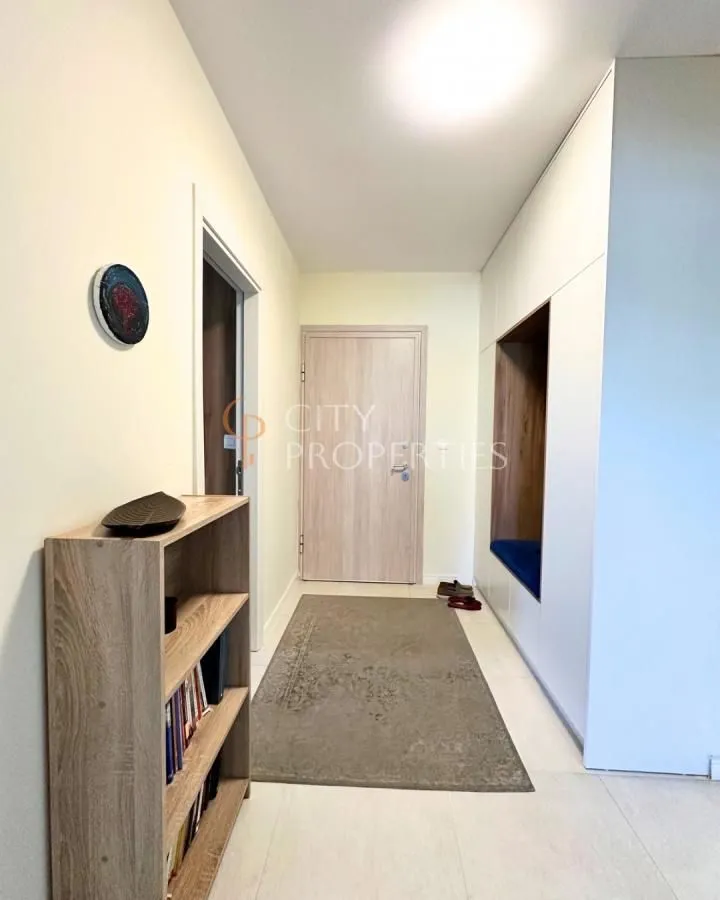 Izdavanje, trosoban stan, 95m², Central Point, Podgorica