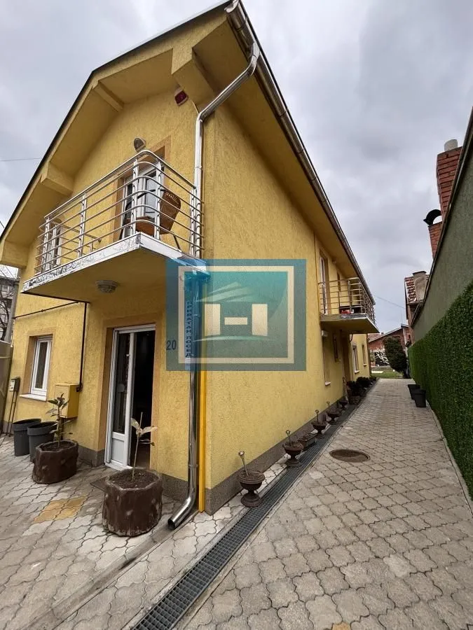 Prodaja, kuća, 181m², Kajsijar, Jagodina