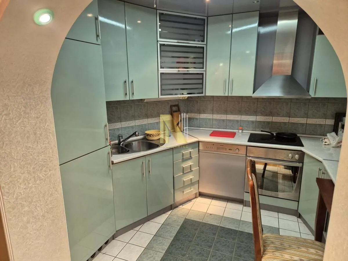 Izdavanje, dvosoban stan, 53m², Klisa, Novi Sad Sve Podlokacije