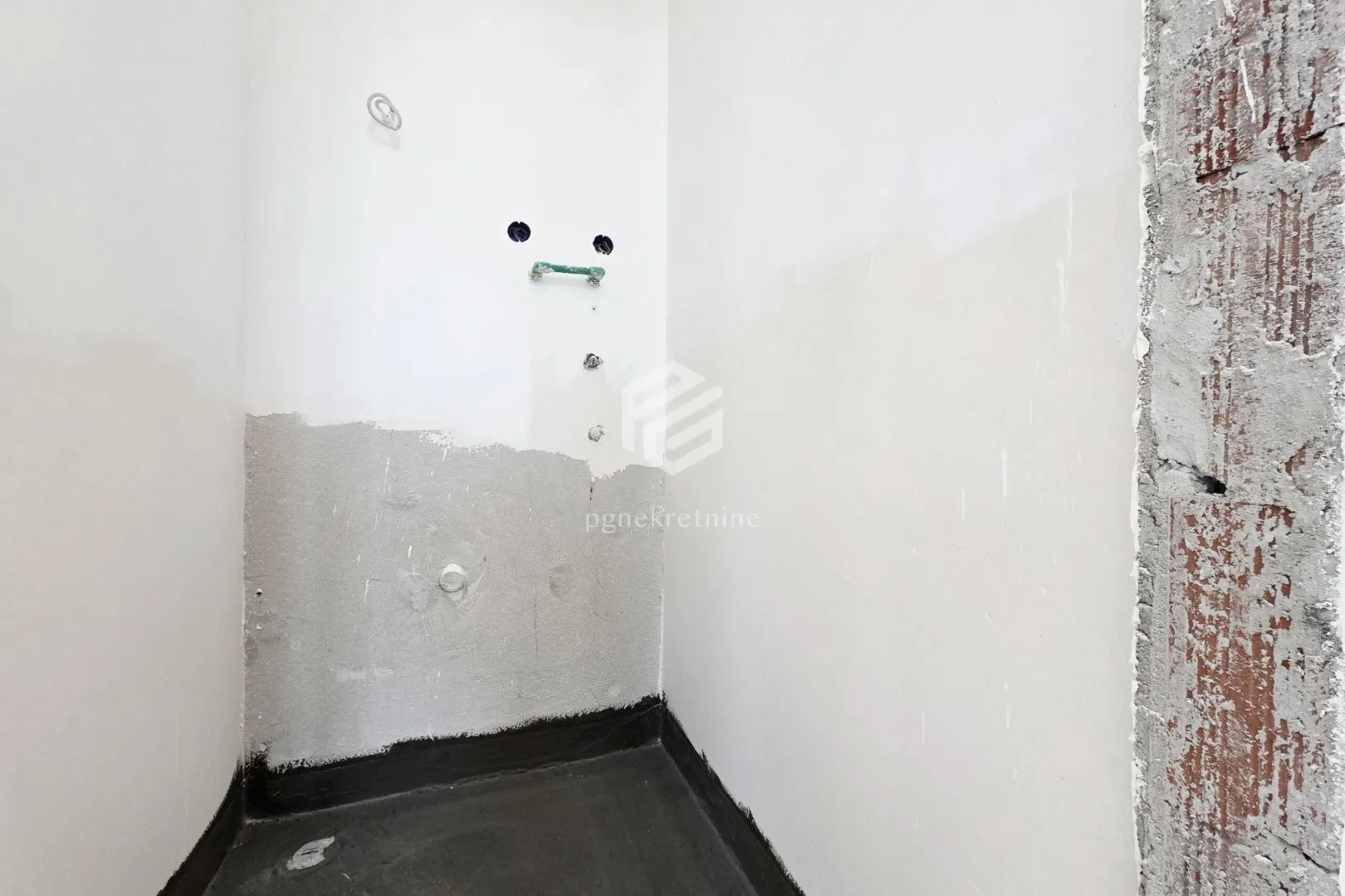 Prodaja, dvosoban stan, 67m², Konik, Podgorica