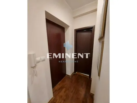 Rent, three bedroom apartment, 90m², Vračar Sve Podlokacije, Beograd - image 11