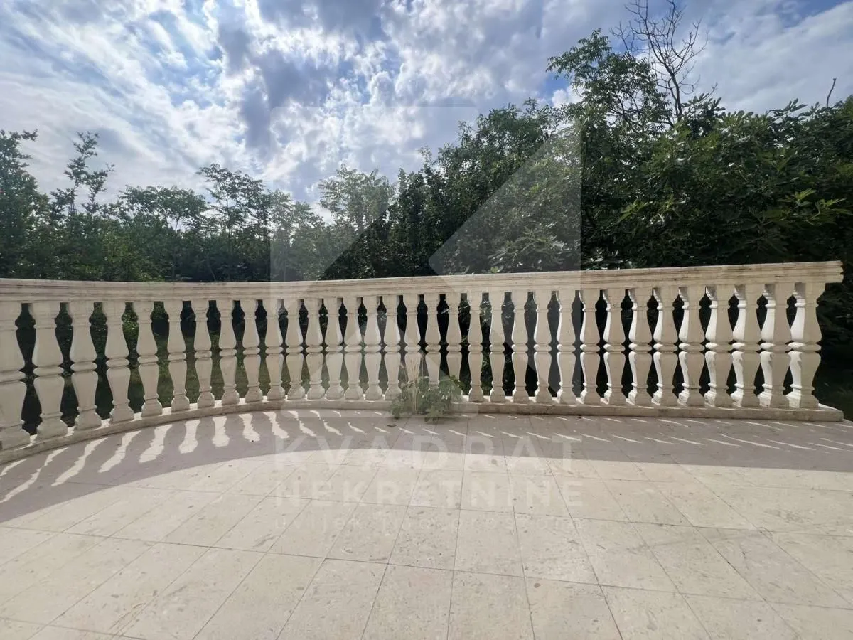 Rent, house, 220m², Dahna, Podgorica