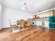 Izdavanje, trosoban stan, 120m2, Burtaiši, Bar