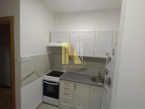 Rent, one bedroom apartment, 34m², Rotkvarija, Novi Sad Sve Podlokacije - image 3