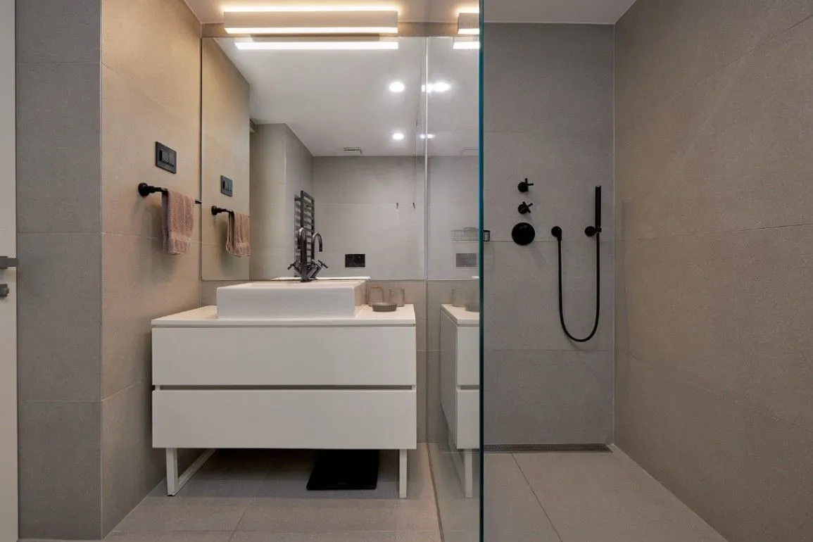 Sale, two bedroom apartment, 90m², Centar, Budva