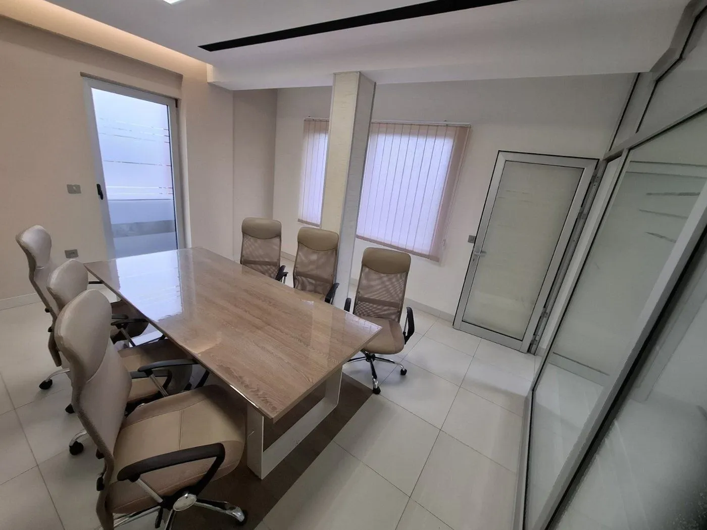 Rent, office space, 140m², Rumenka, Novi Sad Sve Podlokacije