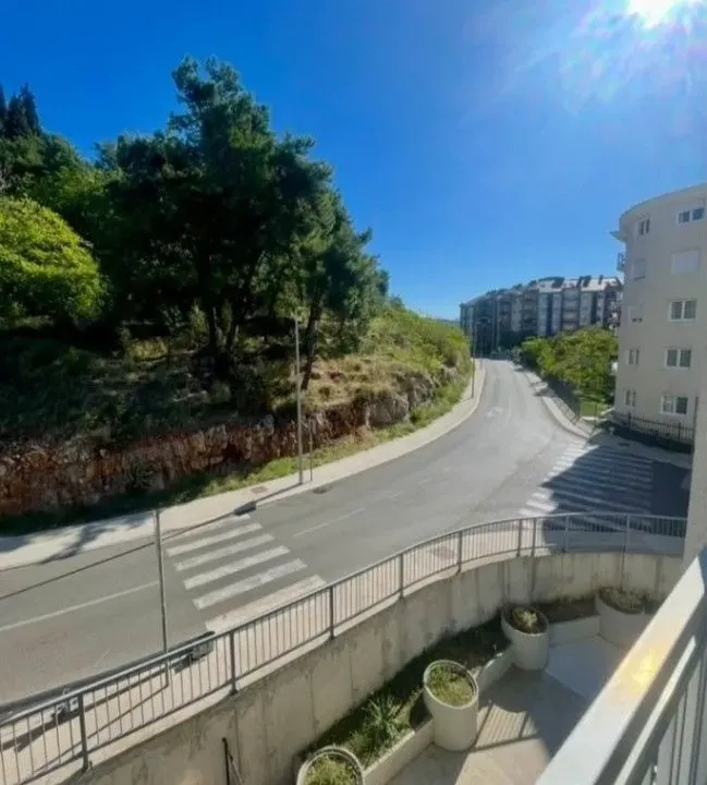 Prodaja, jednosoban stan, 35m², Ljubović, Podgorica