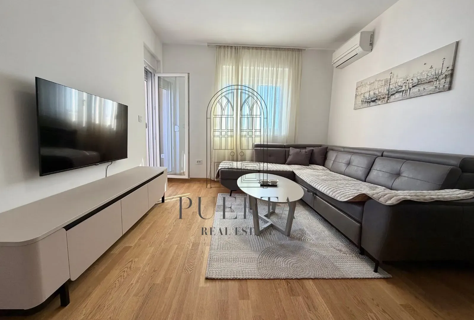 Izdavanje, jednosoban stan, 46m², Stari Aerodrom, Podgorica