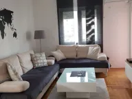 Izdavanje, jednosoban stan, 48m², Stari Aerodrom, Podgorica - image 1