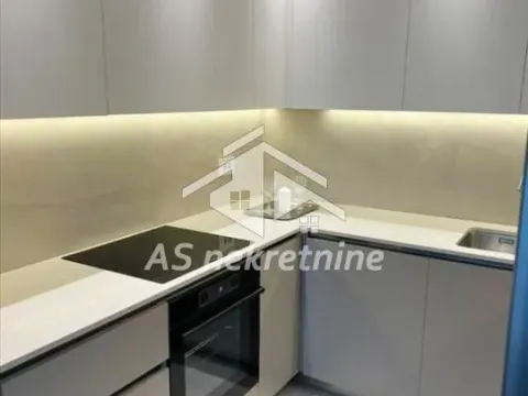 Izdavanje, trosoban stan, 98m², Savski Venac, Beograd - image 6