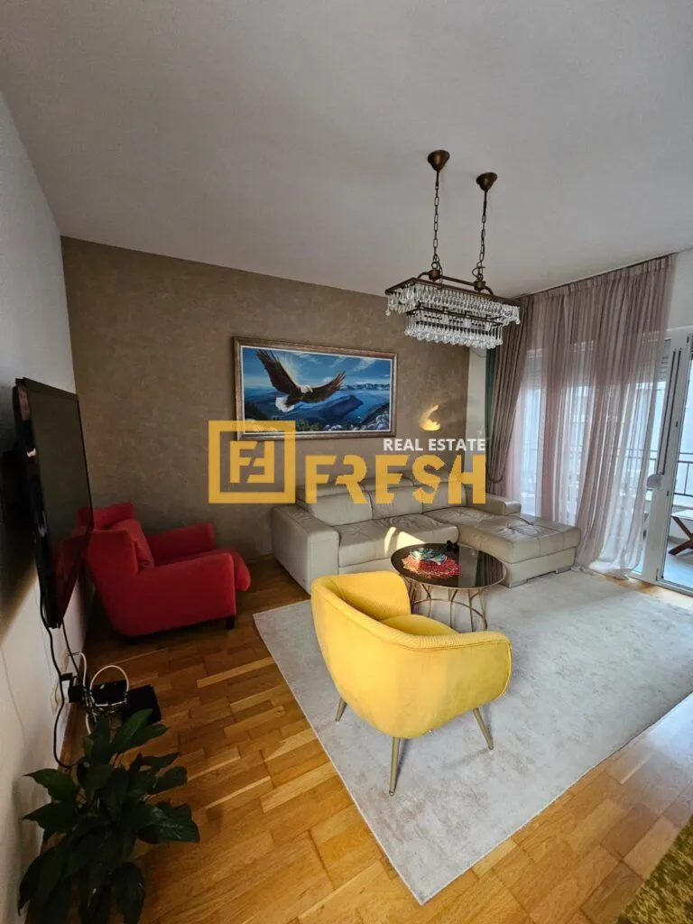 Prodaja, dvosoban stan, 65m², Budva, Crna Gora