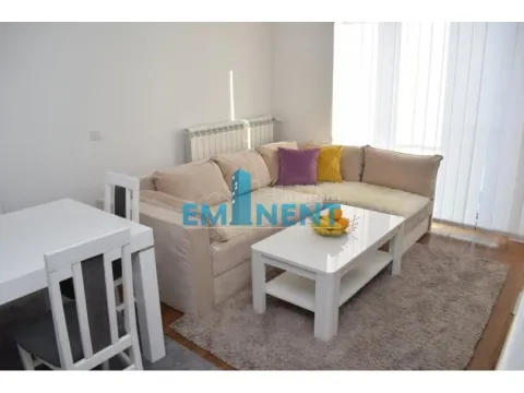 Izdavanje, dvosoban stan, 40m², Lipov Lad, Zvezdara Sve Podlokacije - image 3