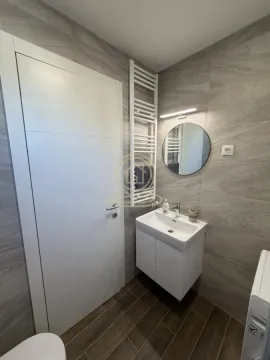 Rent, three bedroom apartment, 69m², Palilula Sve Podlokacije, Beograd - image 9