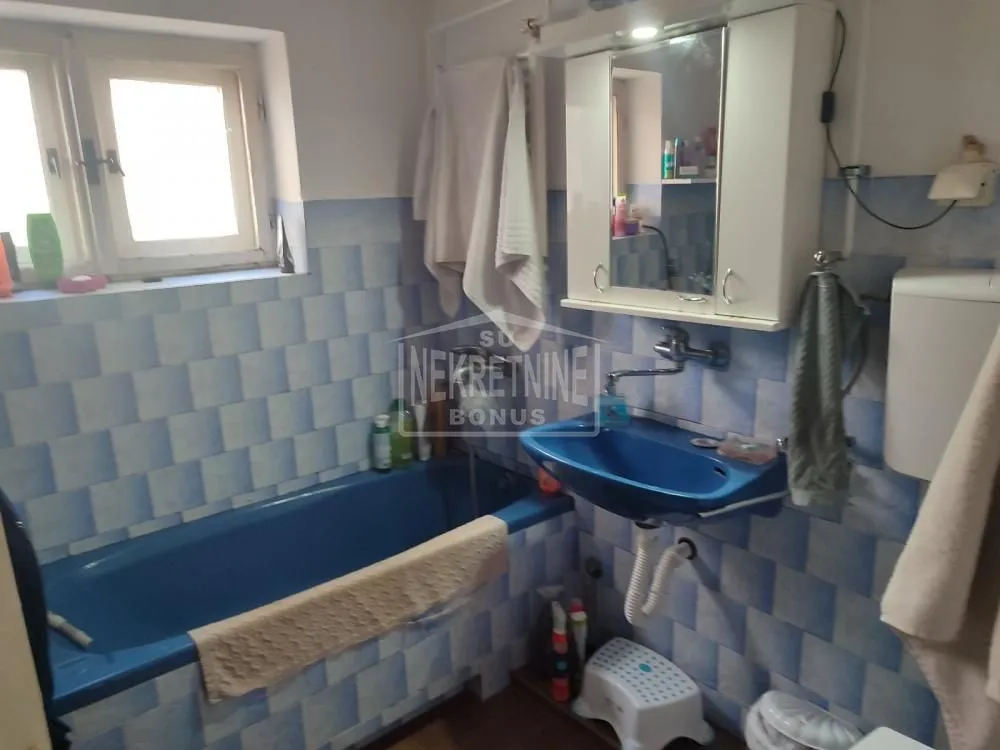 Prodaja, kuća, 123m², Ker, Subotica