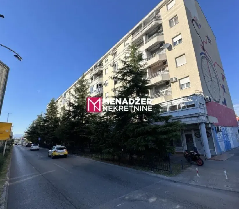 Izdavanje, jednosoban stan, 37m², Stari Aerodrom, Podgorica